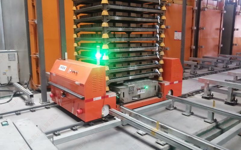 RGV小車配套自動(dòng)化生產(chǎn)線比AGV小車更具優(yōu)勢
